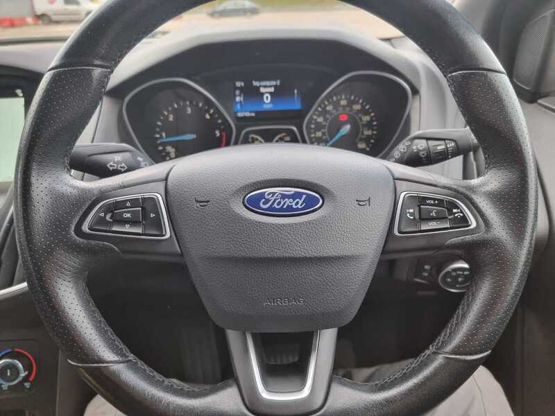 Used Ford Focus 2017 for sale - 76262560: Photo 10