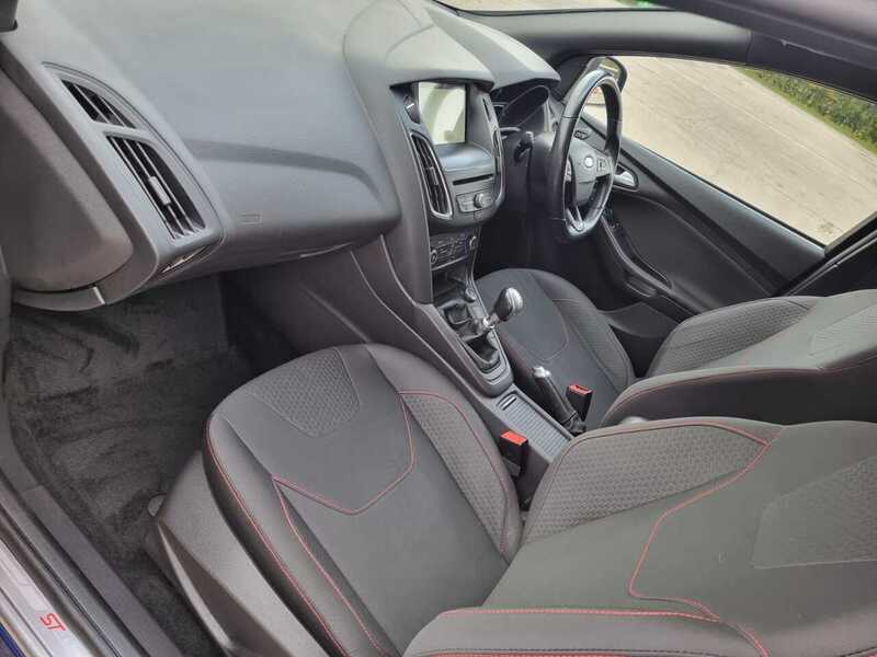 Used Ford Focus 2017 for sale - 76262560: Photo 13