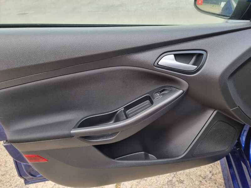 Used Ford Focus 2017 for sale - 76262560: Photo 17