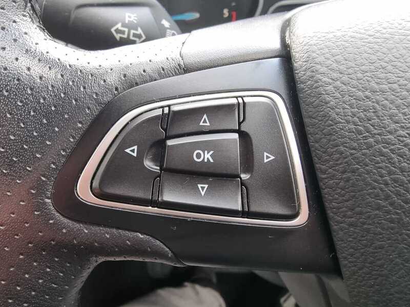 Used Ford Focus 2017 for sale - 76262560: Photo 21