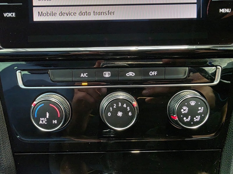 Used Volkswagen Golf 2017 for sale - 76047043: Photo 18