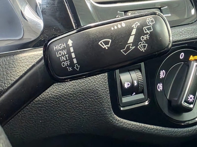 Used Volkswagen Golf 2017 for sale - 76047043: Photo 22