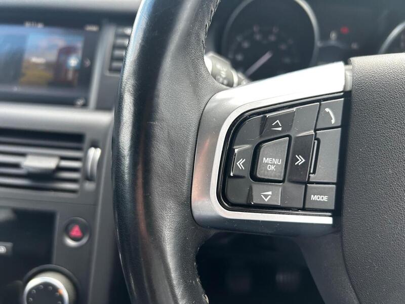 Used Land Rover Discovery Sport 2017 for sale - 77953498: Photo 11