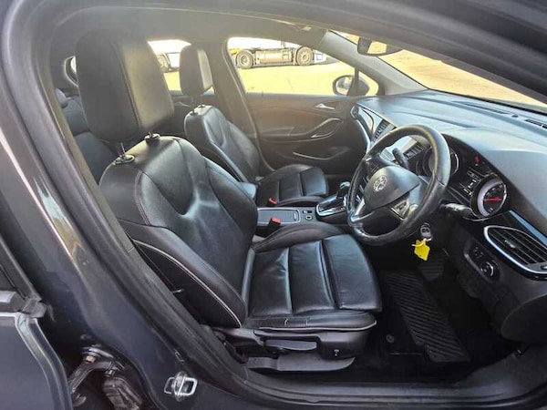 Used Vauxhall Astra 2015 for sale - 76210987: Photo 15