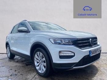 Used Volkswagen T-Roc 2018 for sale - 78806908: Photo