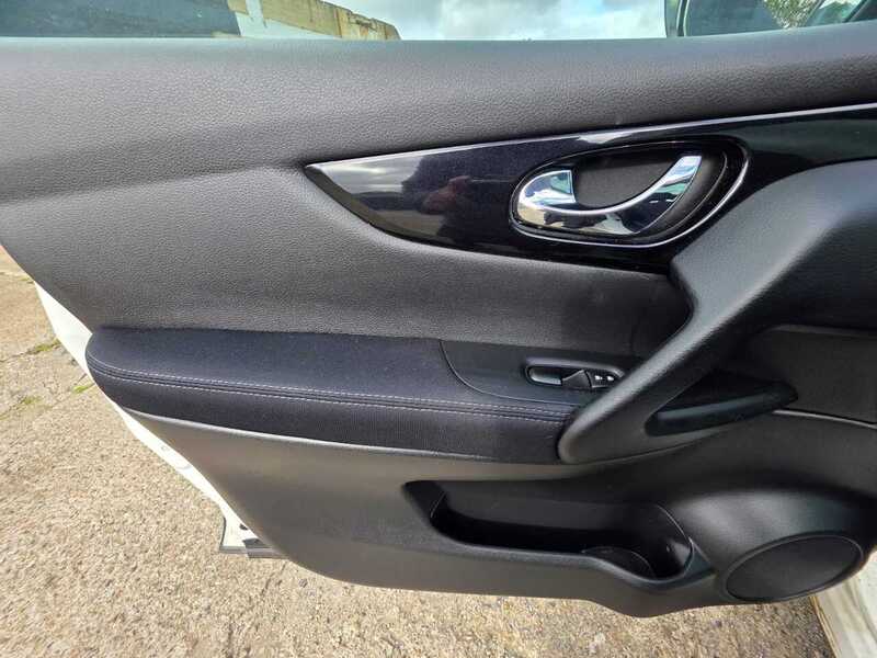 Used Nissan Qashqai 2015 for sale - 76224127: Photo 18