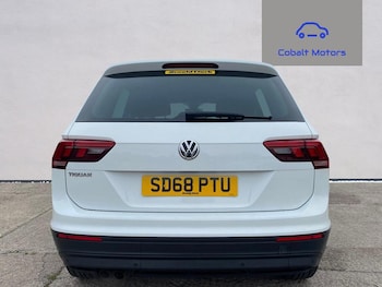 Used Volkswagen Tiguan 2018 for sale - 78715220: Photo