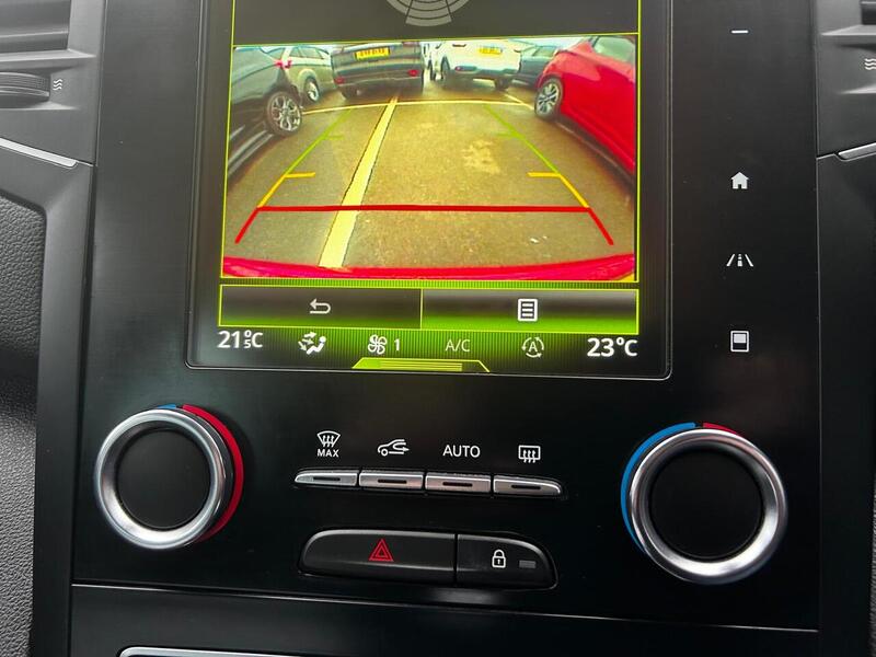 Used Renault Megane 2017 for sale - 77356870: Photo 19