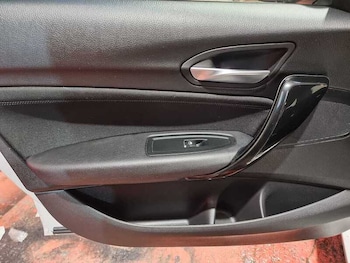 Used BMW 1 Series 2018 for sale - 77501098: Photo