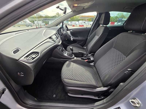 Used Vauxhall Astra 2018 for sale - 76256865: Photo 15