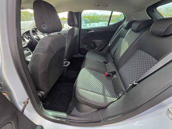 Used Vauxhall Astra 2018 for sale - 76256865: Photo 16