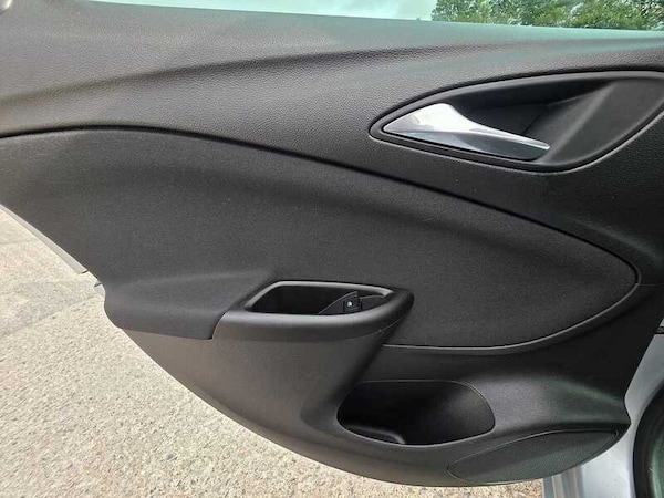 Used Vauxhall Astra 2018 for sale - 76256865: Photo 20
