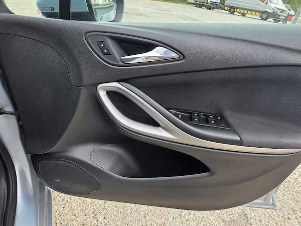 Used Vauxhall Astra 2018 for sale - 76256865: Photo 36