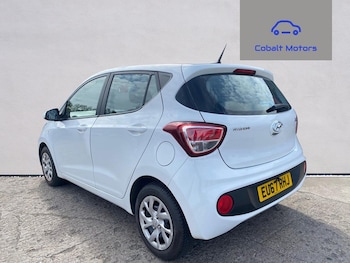 Used Hyundai i10 2017 for sale - 79010013: Photo