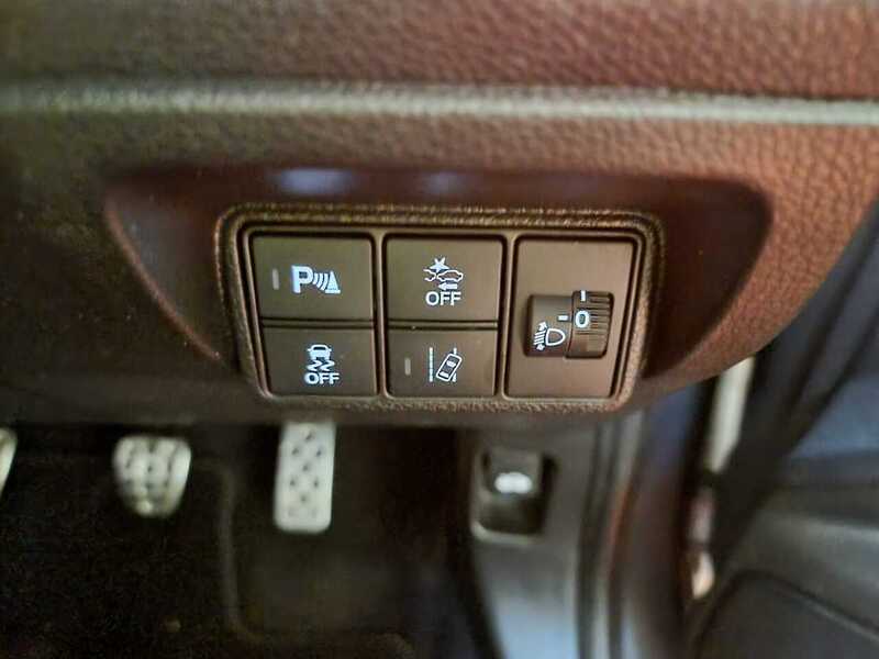 Used Honda Civic 2018 for sale - 76821340: Photo 14