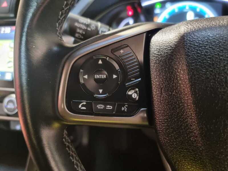 Used Honda Civic 2018 for sale - 76821340: Photo 28