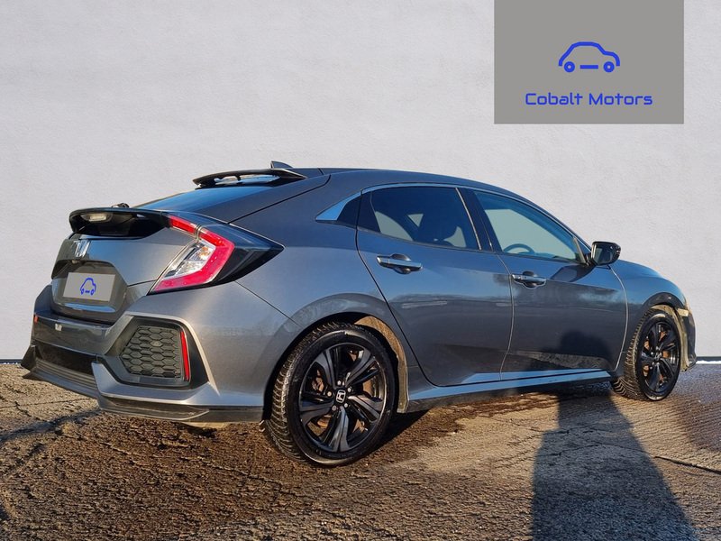 Used Honda Civic 2018 for sale - 76821340: Photo 3