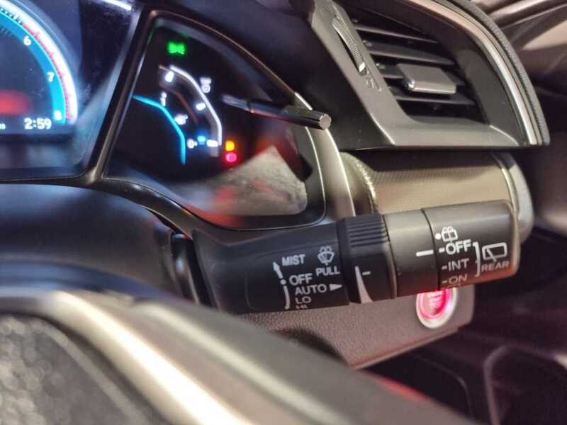 Used Honda Civic 2018 for sale - 76821340: Photo 37