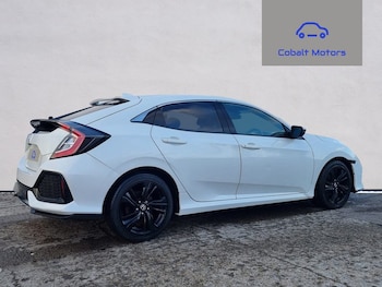 Used Honda Civic 2018 for sale - 77337610: Photo