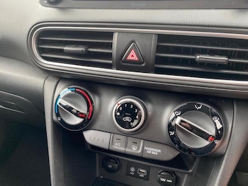 Used Hyundai KONA 2020 for sale - 78659103: Photo
