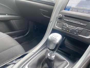 Used Ford Mondeo 2017 for sale - 78629086: Photo