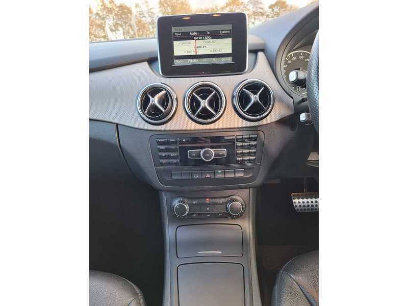 Used Mercedes-Benz B Class 2014 for sale - 76334114: Photo 13