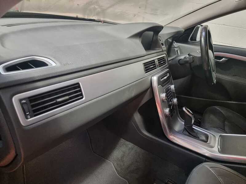 Used Volvo V70 2015 for sale - 77213052: Photo 13