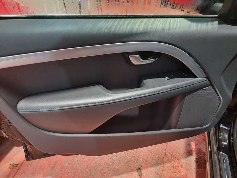 Used Volvo V70 2015 for sale - 77213052: Photo 15