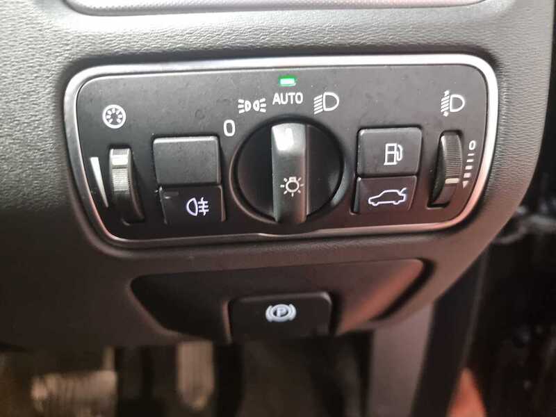 Used Volvo V70 2015 for sale - 77213052: Photo 23