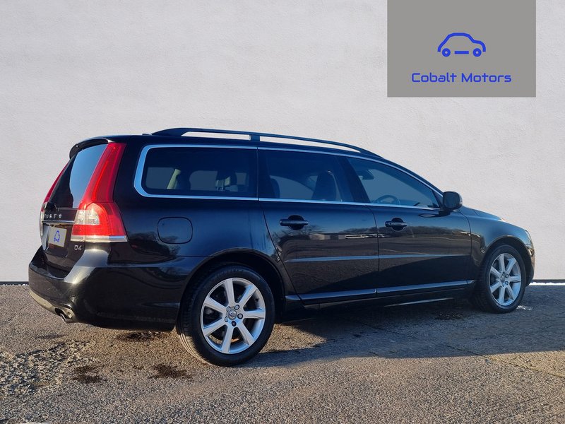 Used Volvo V70 2015 for sale - 77213052: Photo 3
