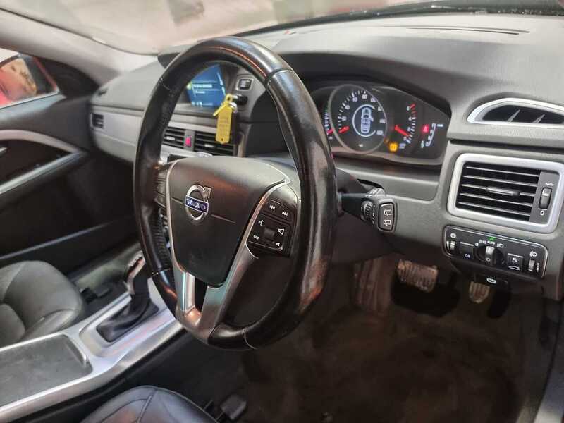 Used Volvo V70 2015 for sale - 77213052: Photo 9