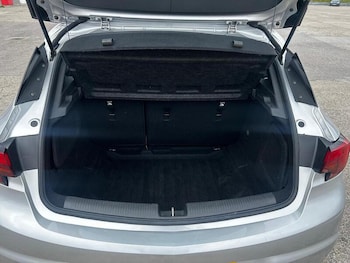 Used Vauxhall Astra 2021 for sale - 78382975: Photo