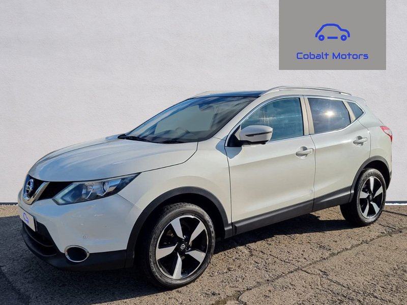 Used Nissan Qashqai 2017 for sale - 76267512: Photo 2
