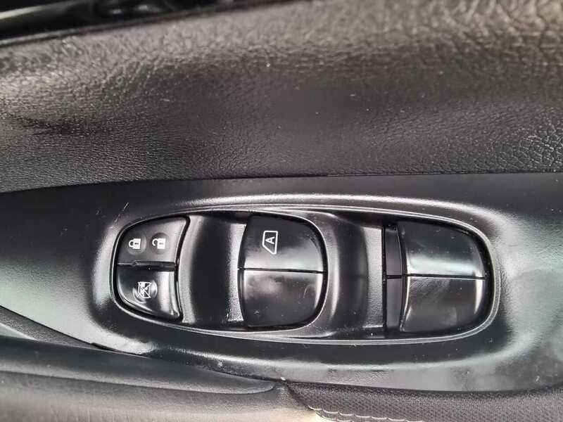 Used Nissan Qashqai 2017 for sale - 76267512: Photo 24