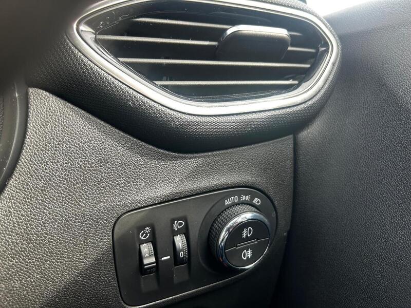 Used Vauxhall Crossland X 2019 for sale - 78016621: Photo 16