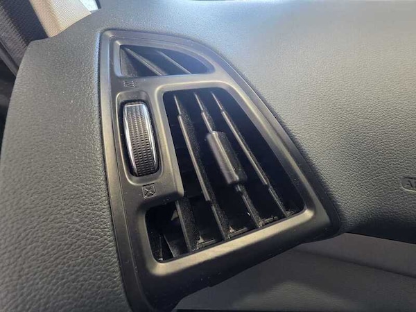 Used Ford C-Max 2014 for sale - 76065071: Photo 19
