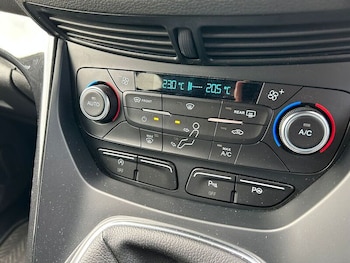 Used Ford Kuga 2016 for sale - 78163205: Photo