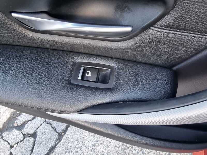 Used BMW 3 Series 2018 for sale - 76346077: Photo 30