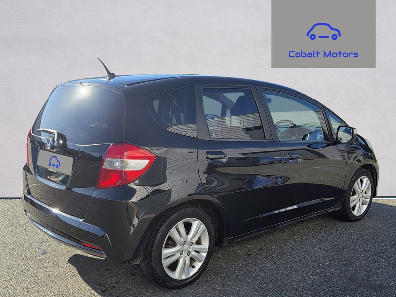 Used Honda Jazz 2014 for sale - 76065059: Photo 3