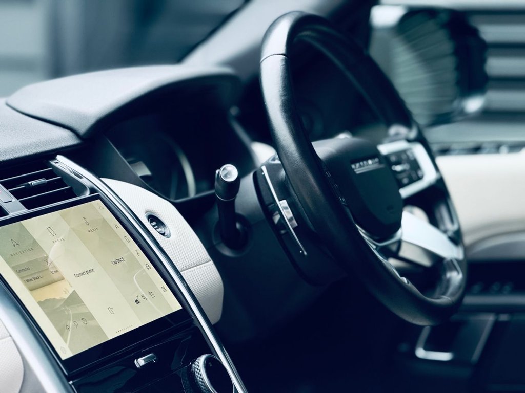 Used Land Rover Discovery 2022 for sale - 78017004: Photo 35