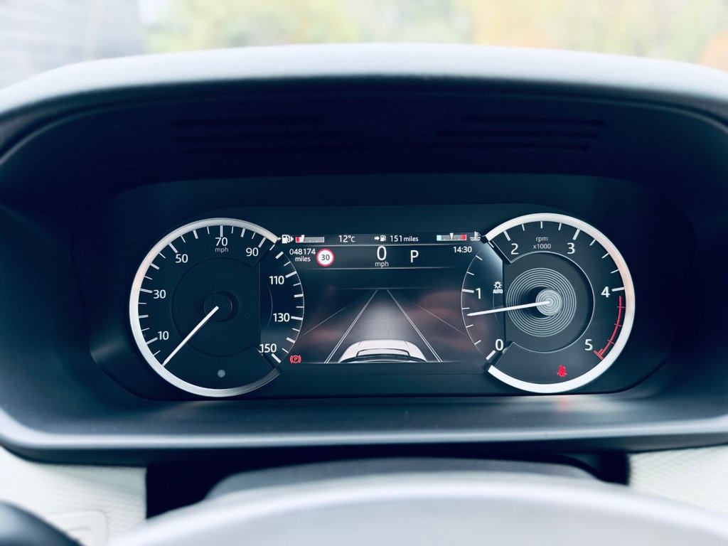 Used Land Rover Discovery 2022 for sale - 78017004: Photo 50