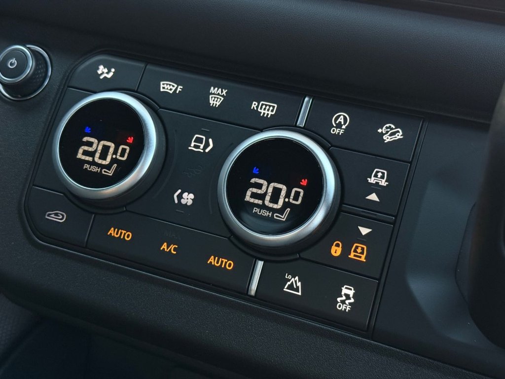 Used Land Rover Defender 2021 for sale - 78016835: Photo 44