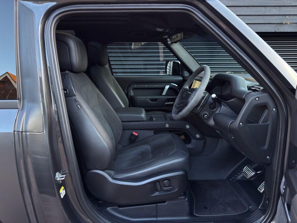 Used Land Rover Defender 2021 for sale - 78016835: Photo 46