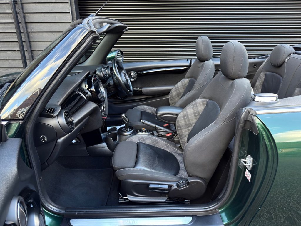 Used MINI Convertible 2018 for sale - 78016790: Photo 16