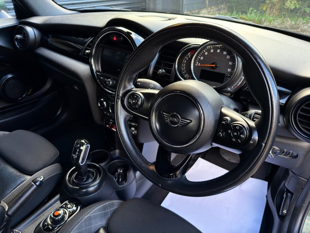 Used MINI Convertible 2018 for sale - 78016790: Photo 23