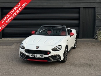 Used Abarth 124 Spider 2018 for sale - 79518200: Photo