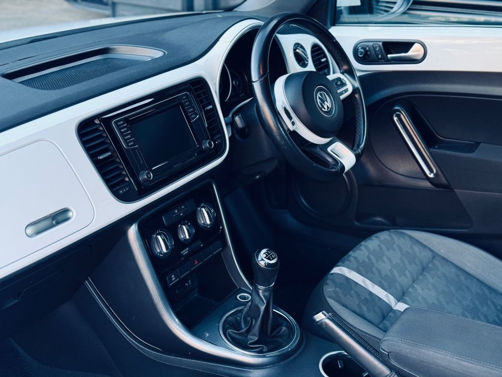 Used Volkswagen Beetle 2017 for sale - 78016749: Photo 10