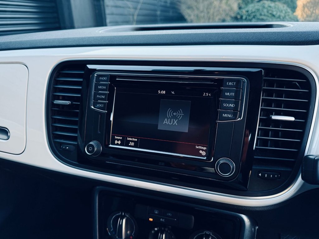 Used Volkswagen Beetle 2017 for sale - 78016749: Photo 20