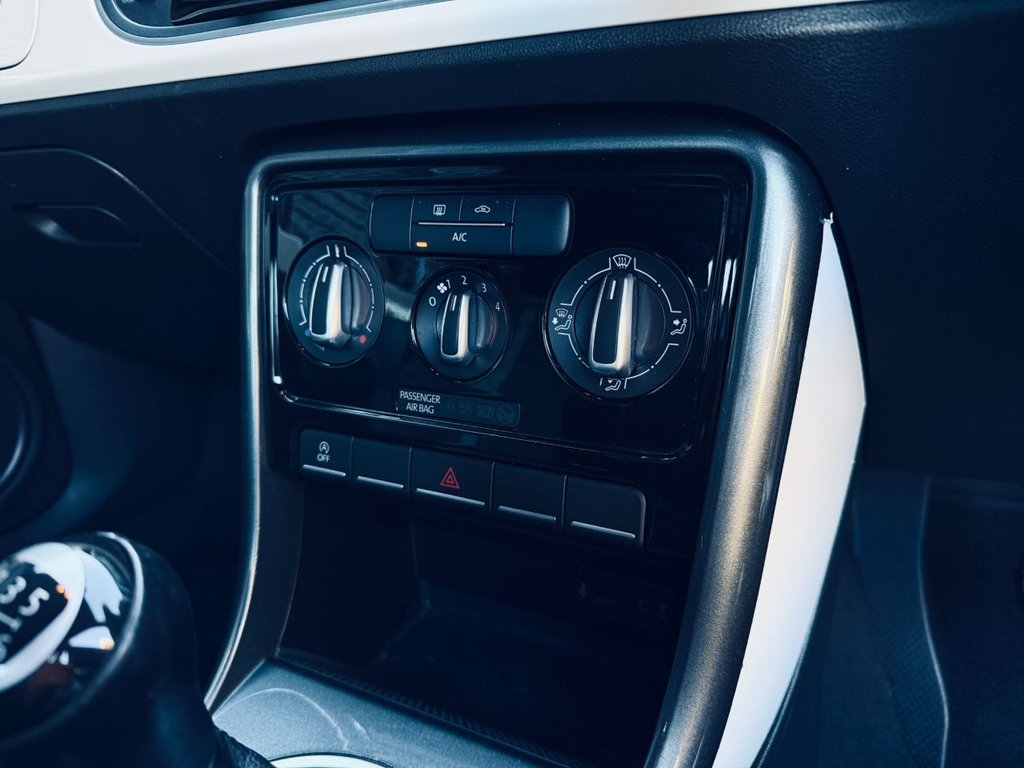 Used Volkswagen Beetle 2017 for sale - 78016749: Photo 22