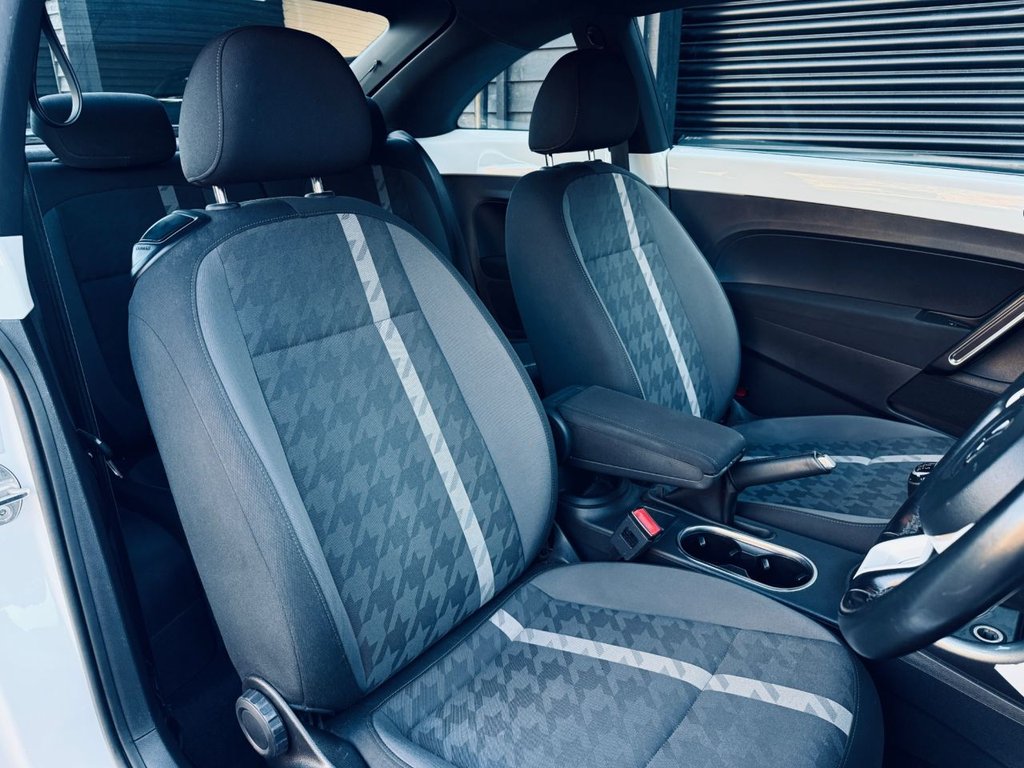 Used Volkswagen Beetle 2017 for sale - 78016749: Photo 26